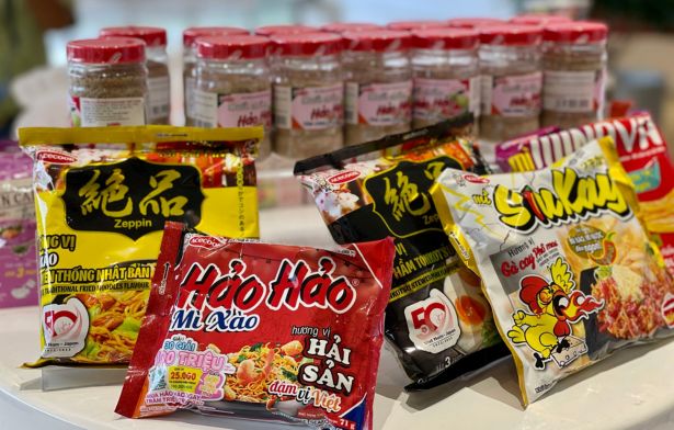 Mì ăn liền và thực phẩm chế biến là những nguồn natri cần chú ý khi kiểm soát huyết áp